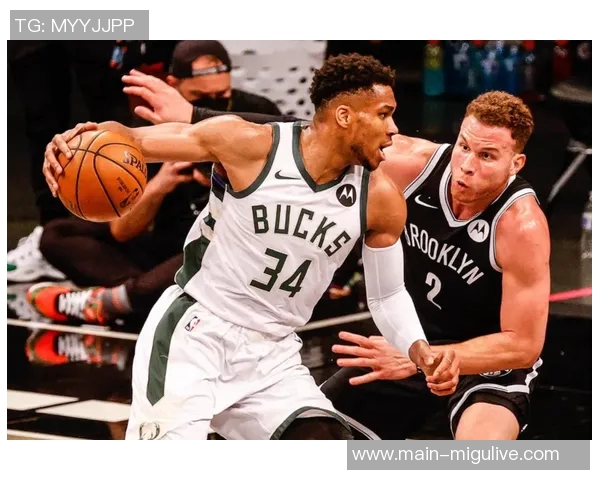 组织中锋双雄齐发威瓦兰妙传助攻斯特劳瑟轻松进球 组织中锋双雄齐发威瓦兰妙传助攻斯特劳瑟轻松进球