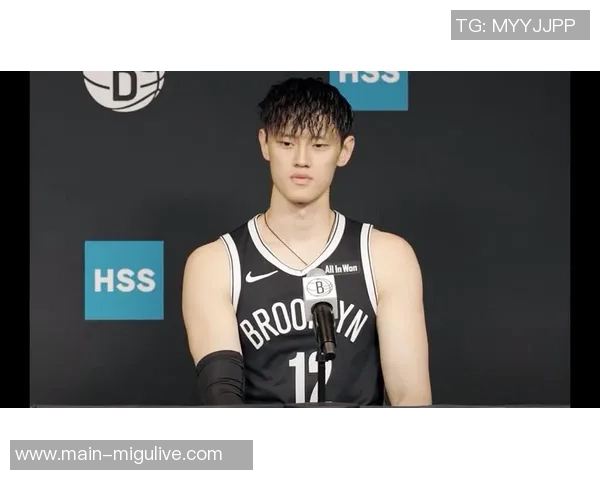 曾凡博未能上场引发热议教练与队友各有隐忧与考量