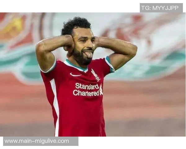 公交司机穿利物浦球衣遭切尔西球迷围攻后被解雇引发热议