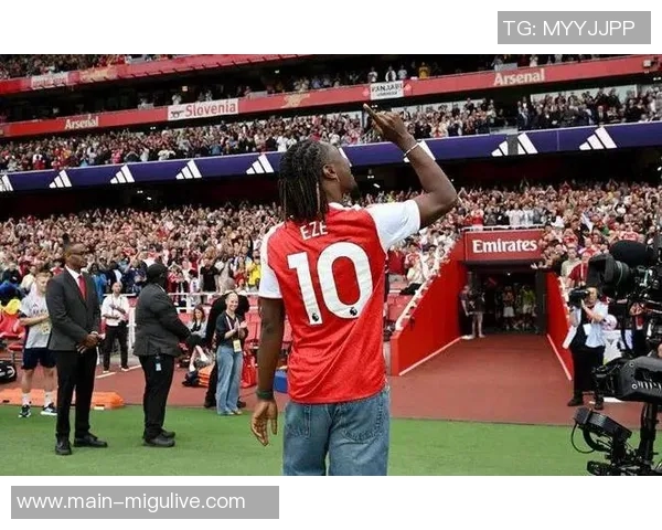 埃泽本赛季英超贡献18球仅次于哈兰德萨拉赫和姆伯莫表现抢眼 埃泽本赛季英超贡献18球仅次于哈兰德萨拉赫和姆伯莫表现抢眼