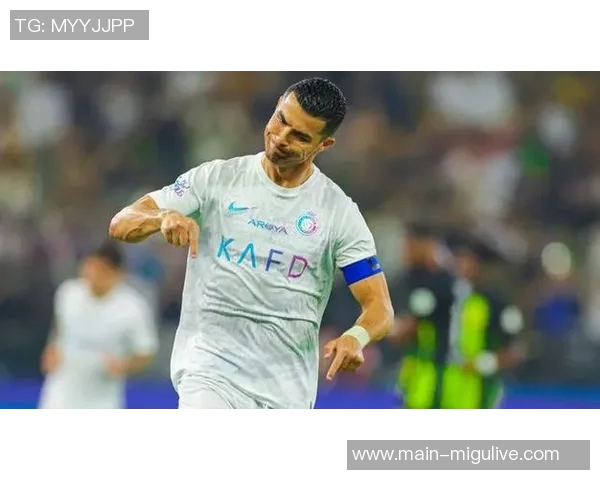 C罗社交媒体庆祝击败爱尔兰再下一城鼓励队友继续努力奋战 C罗社交媒体庆祝击败爱尔兰再下一城鼓励队友继续努力奋战