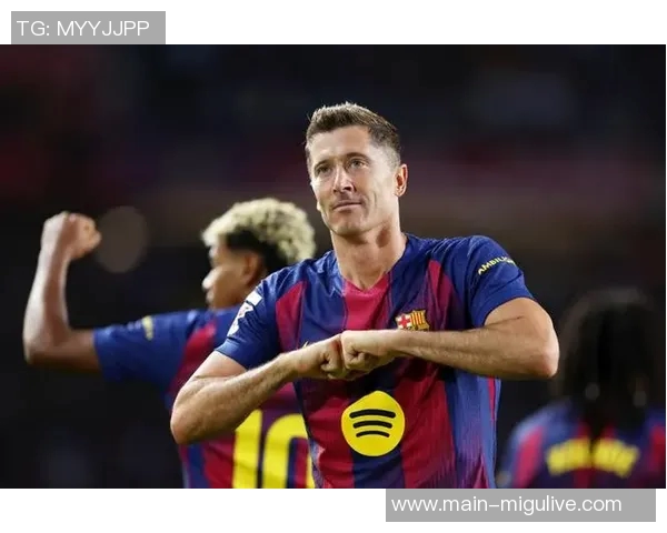 阿斯报预测巴萨欧冠首发阵容莱万继续替补拉菲尼亚重返首发位置